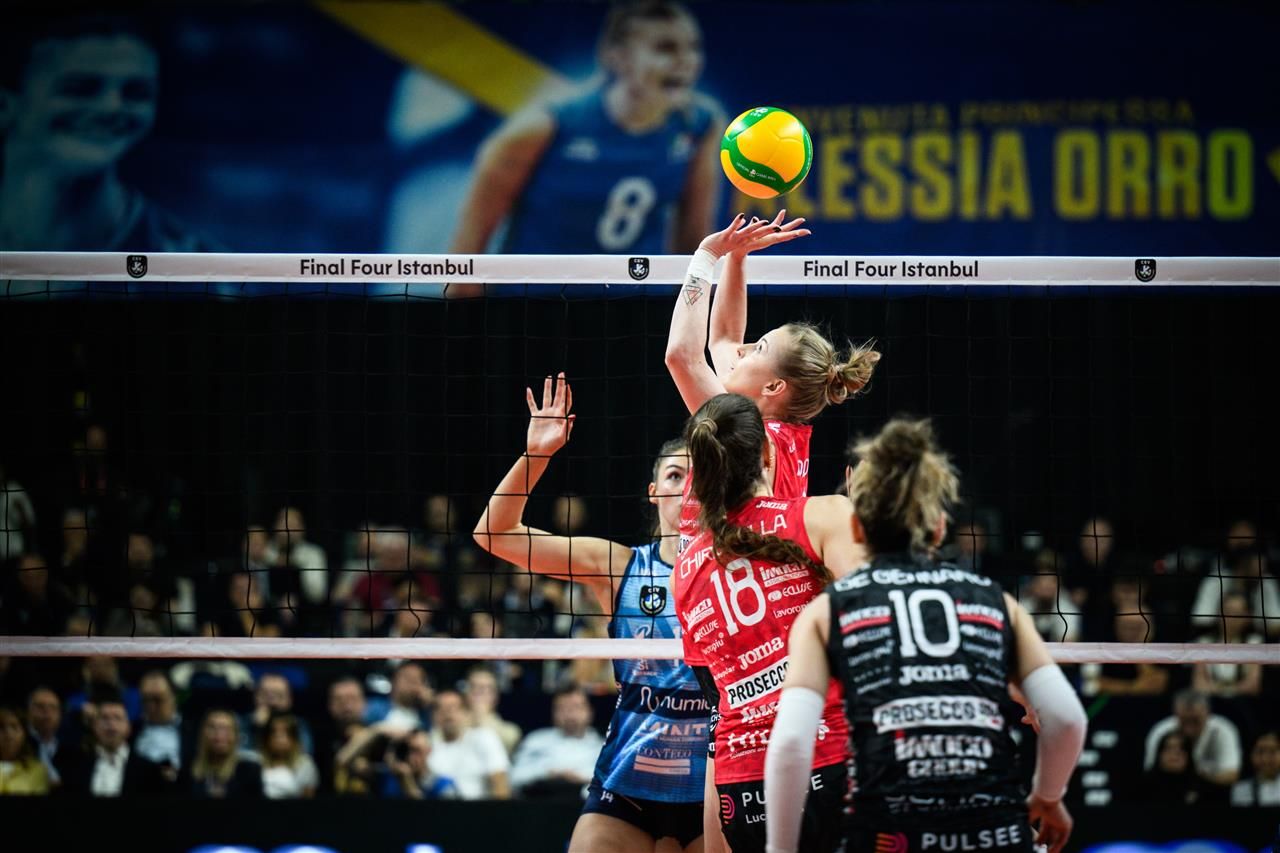 Zespół Joanny Wołosz i Martyny Łukasik w finale Ligi Mistrzyń