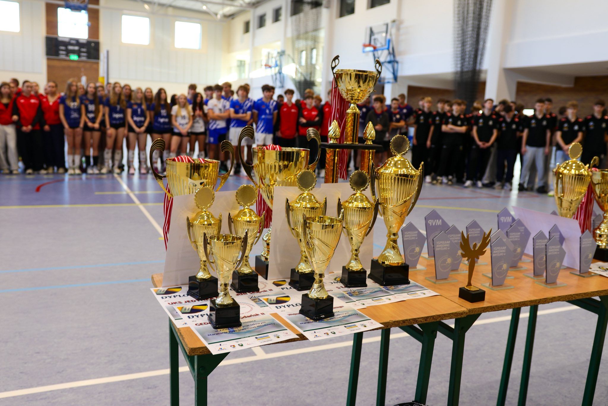 XXVII Międzynarodowy Maraton Piłki Siatkowej Młodzieży - Łeba 2025 w kategorii Juniorka Młodsza i  Junior Młodszy.