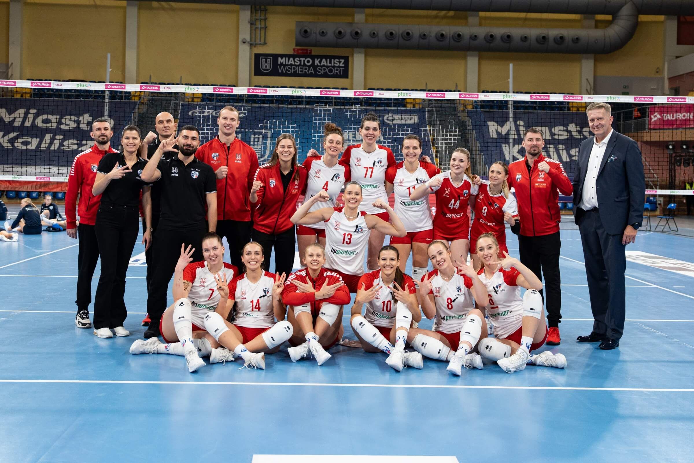 Netland MKS Kalisz vs WTS Solna Wieliczka (4).jpg