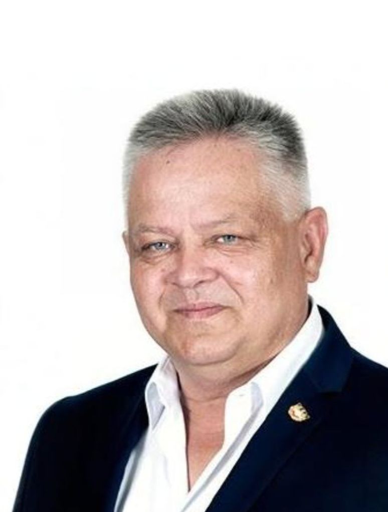 PAWEŁ WACHOWIAK