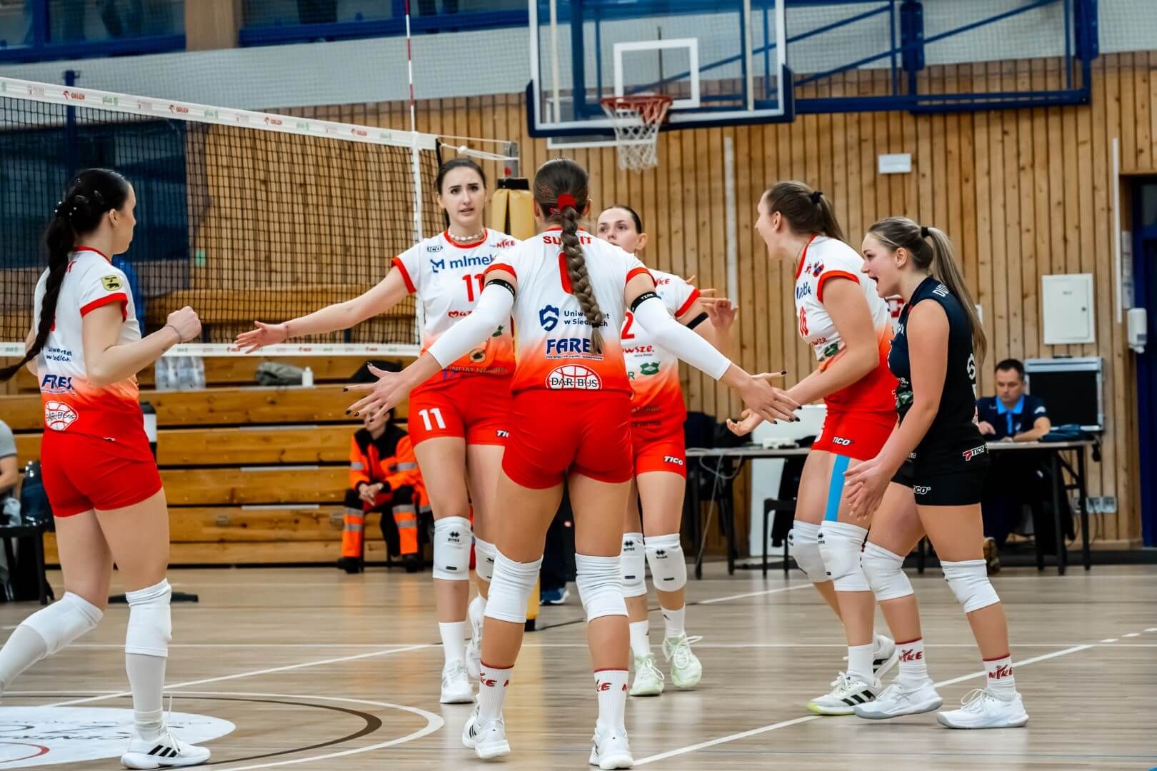Mecz 12. kolejki 1. Ligi Siatkówki Kobiet 2024/2025: SMS PZPS Szczyrk – PMKS Nike Węgrów 3:0 (25:22, 25:23, 25:20)