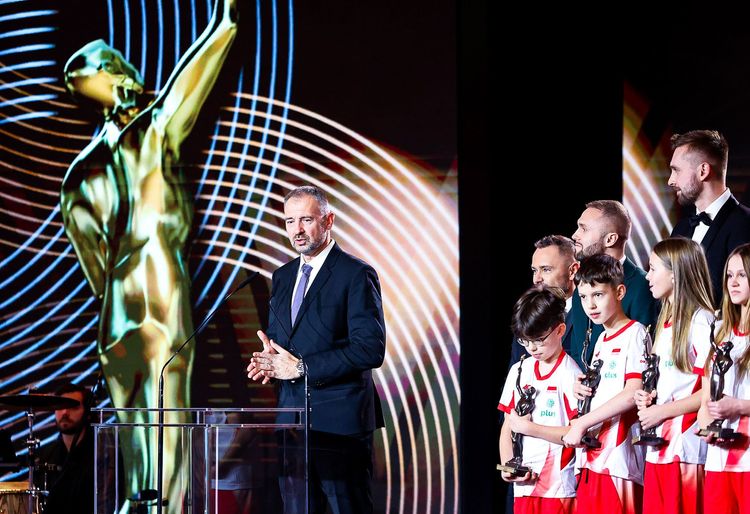 /uploads/01_2025_GALA_MS_3_8d1e1e6242.jpg /uploads/01_2025_GALA_MS_3_8d1e1e6242.jpg