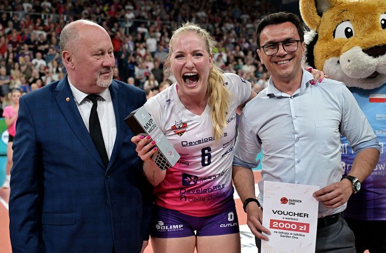 /uploads/04_2025_FINAL_TAURON_15_70b204a3f2.jpg /uploads/04_2025_FINAL_TAURON_15_70b204a3f2.jpg