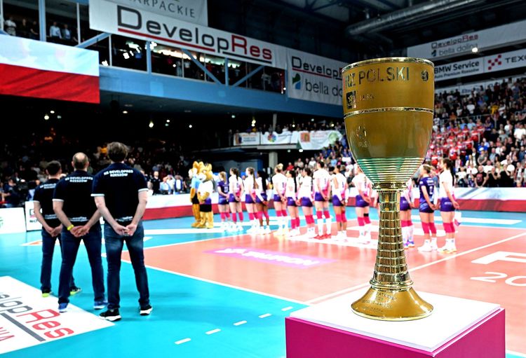 /uploads/04_2025_FINAL_TAURON_1_7b1899689c.jpg /uploads/04_2025_FINAL_TAURON_1_7b1899689c.jpg