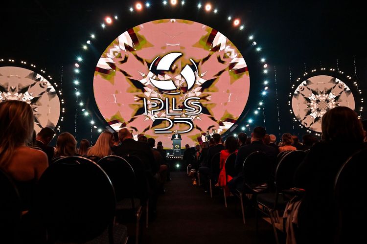 /uploads/05_2025_GALA_PLS_7_61d7429f21.jpg /uploads/05_2025_GALA_PLS_7_61d7429f21.jpg