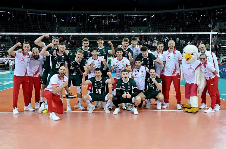 /uploads/05_2025silesia_8_1e98780852.jpg /uploads/05_2025silesia_8_1e98780852.jpg