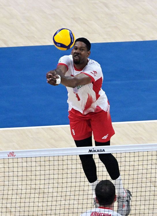 /uploads/07_2025_VNL_GD_12_8d7ce3bb0a.jpg /uploads/07_2025_VNL_GD_12_8d7ce3bb0a.jpg