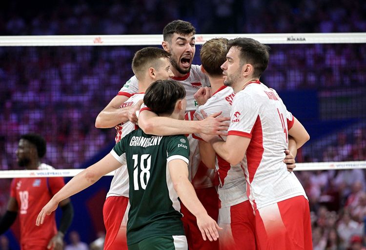 /uploads/07_2025_VNL_GD_18_0b52f0e4d1.jpg /uploads/07_2025_VNL_GD_18_0b52f0e4d1.jpg