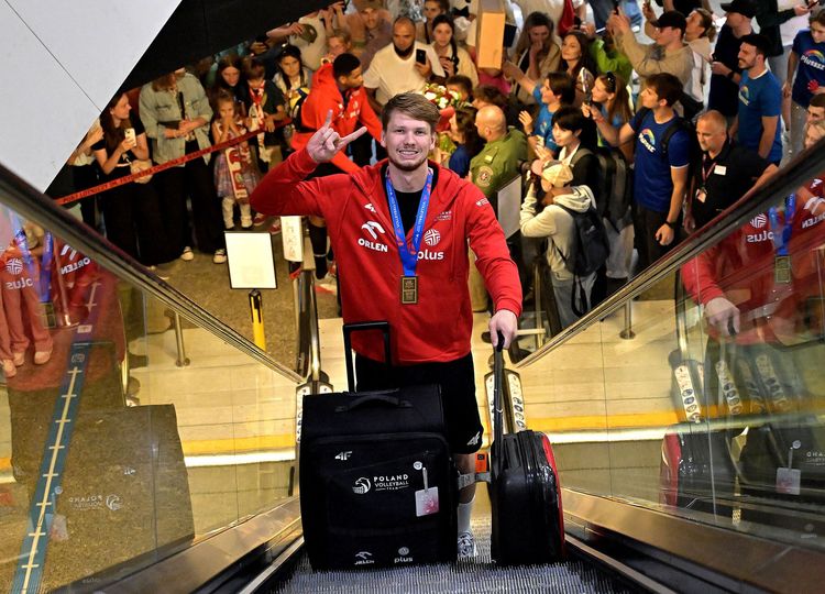 /uploads/08_2025_VNL_ZL_1_663c0d0e58.jpg /uploads/08_2025_VNL_ZL_1_663c0d0e58.jpg