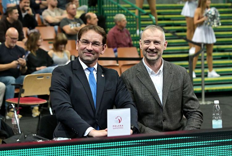 /uploads/11_2025_SUPER_PUCH_MEN_4_ecf544fde1.jpg /uploads/11_2025_SUPER_PUCH_MEN_4_ecf544fde1.jpg