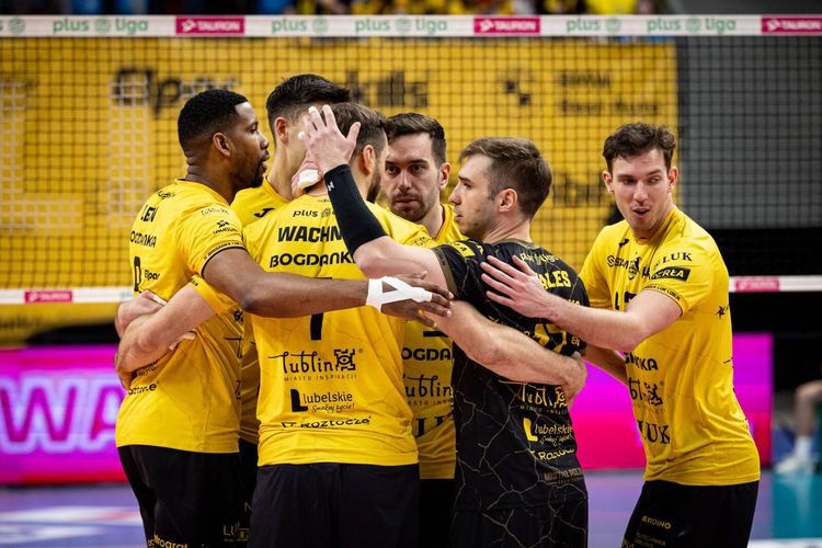 Liga Mistrzów: pary play-off i ćwierćfinałów