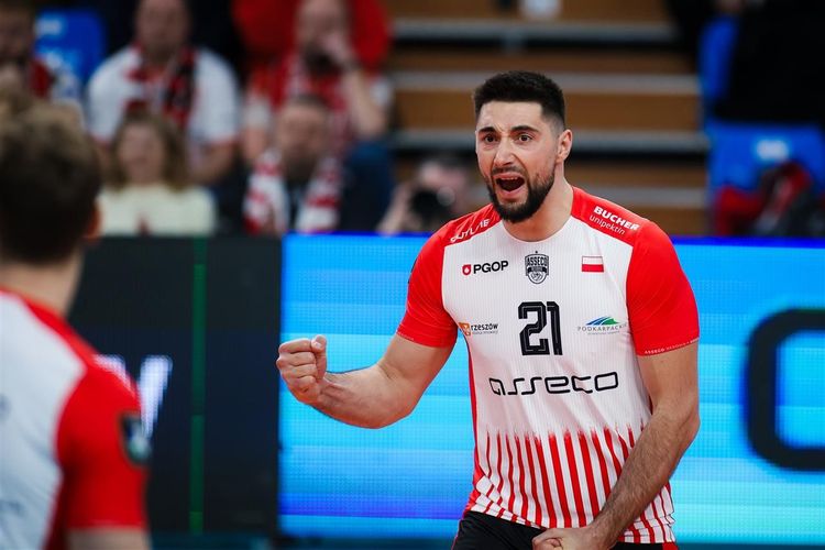 Świetne występy siatkarzy w europejskich pucharach