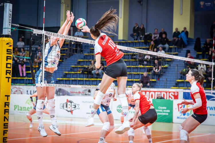 1LK: W derbach Wielkopolski wygrywają Kaliszanki