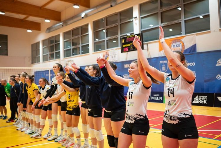 1LK: Nike obeszła się smakiem. MKS Copco zagra o finał!