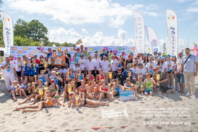 Podsumowanie 2025: rozgrywki minisiatkówki KINDER Joy of moving