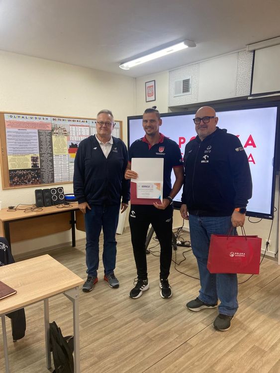 /uploads/IMG_20251105_WA_0049_b1c373ef54.jpg /uploads/IMG_20251105_WA_0049_b1c373ef54.jpg